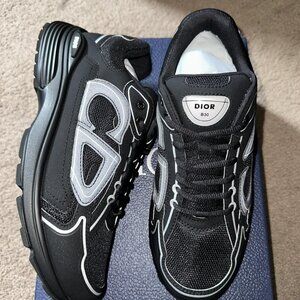 Black Dior B30 Brand new
